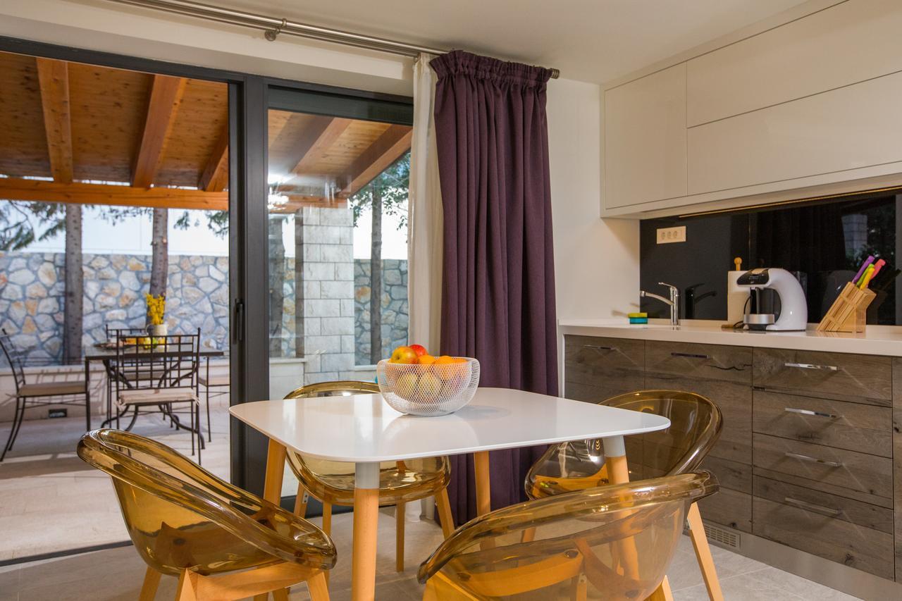 Villa Diamond Mlini Bagian luar foto