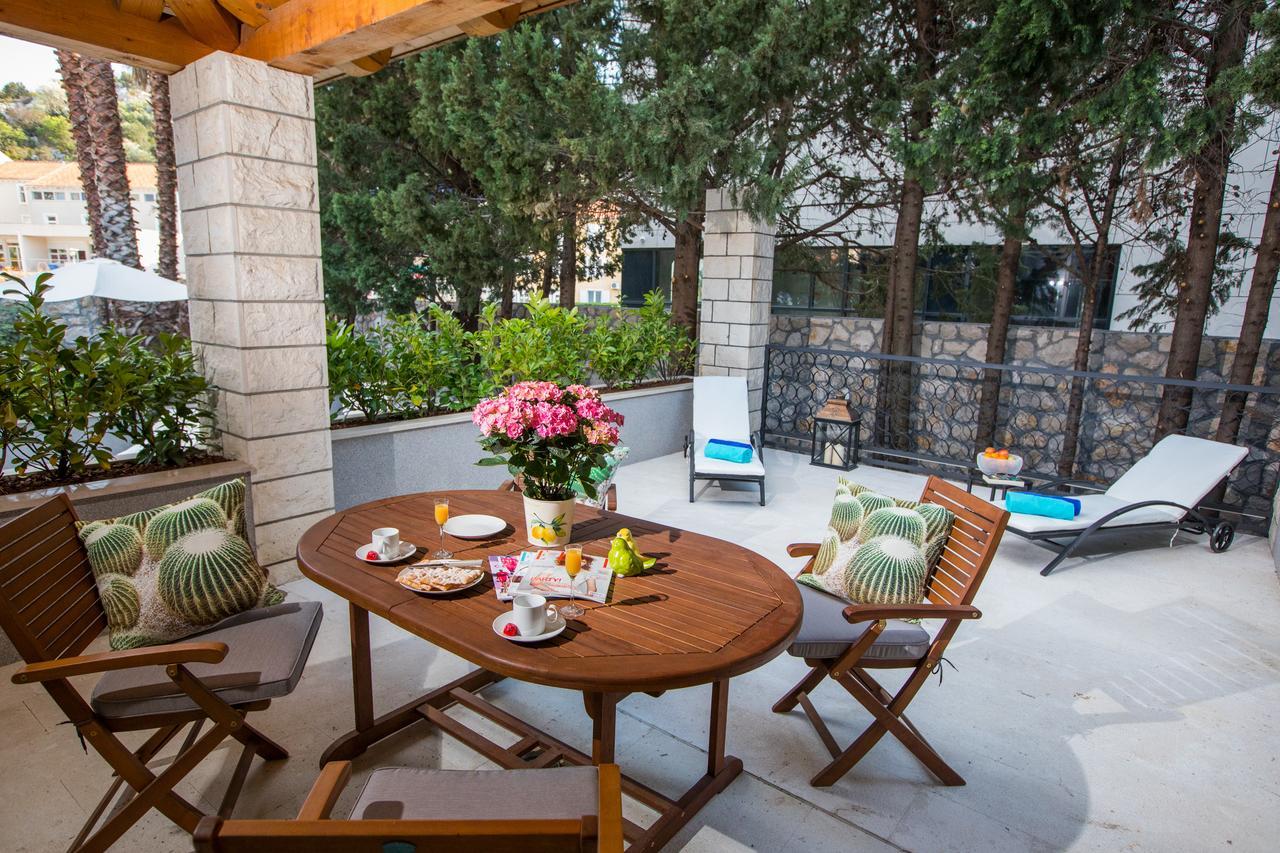 Villa Diamond Mlini Bagian luar foto