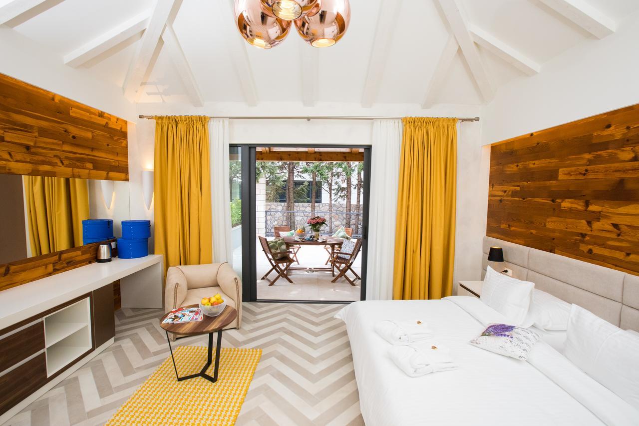 Villa Diamond Mlini Bagian luar foto