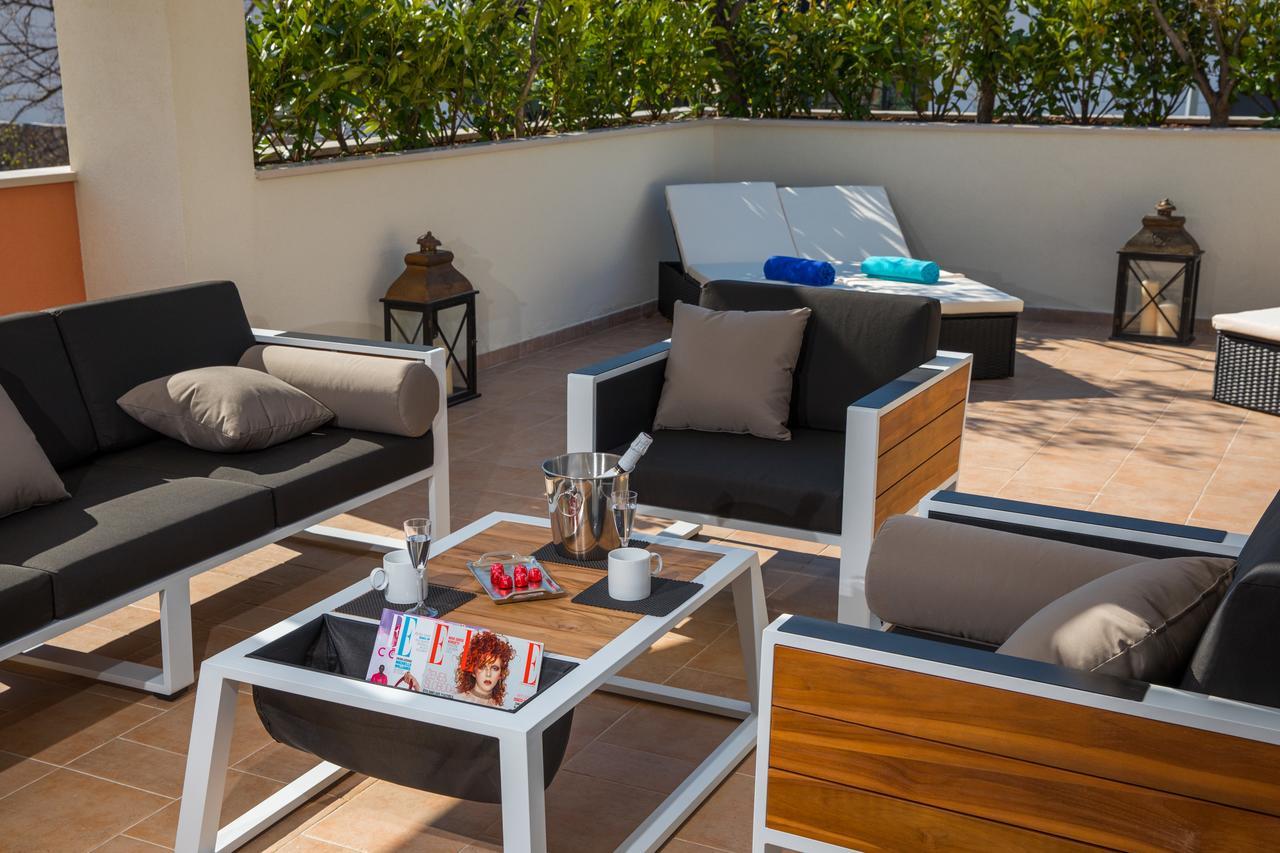 Villa Diamond Mlini Bagian luar foto